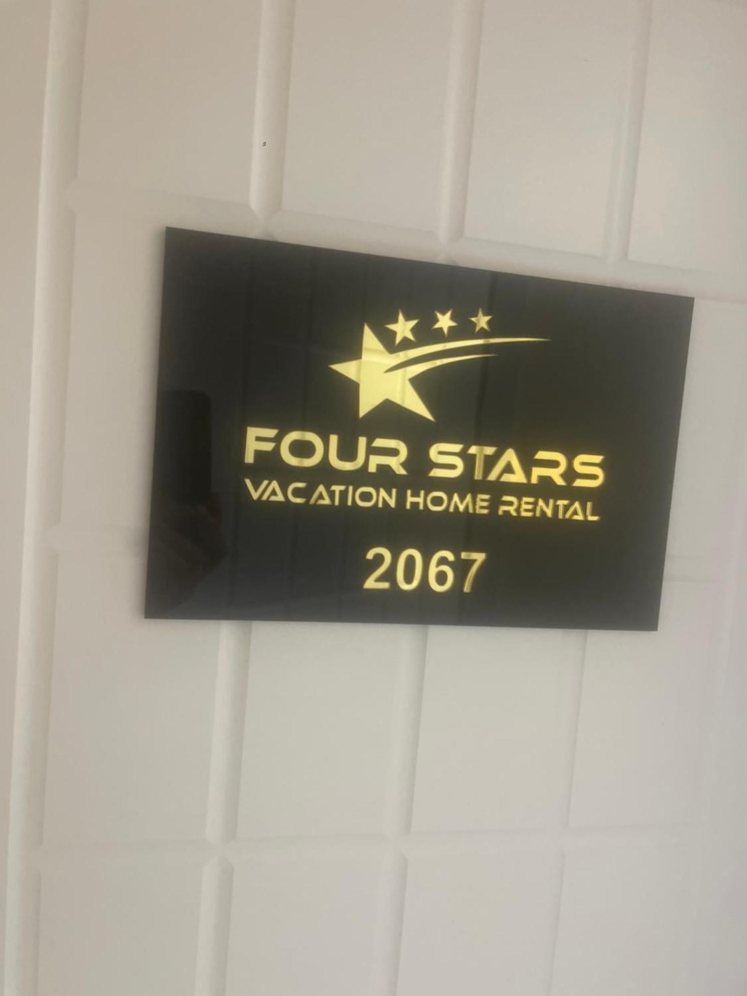 Four Stars Hostel Dubai Esterno foto