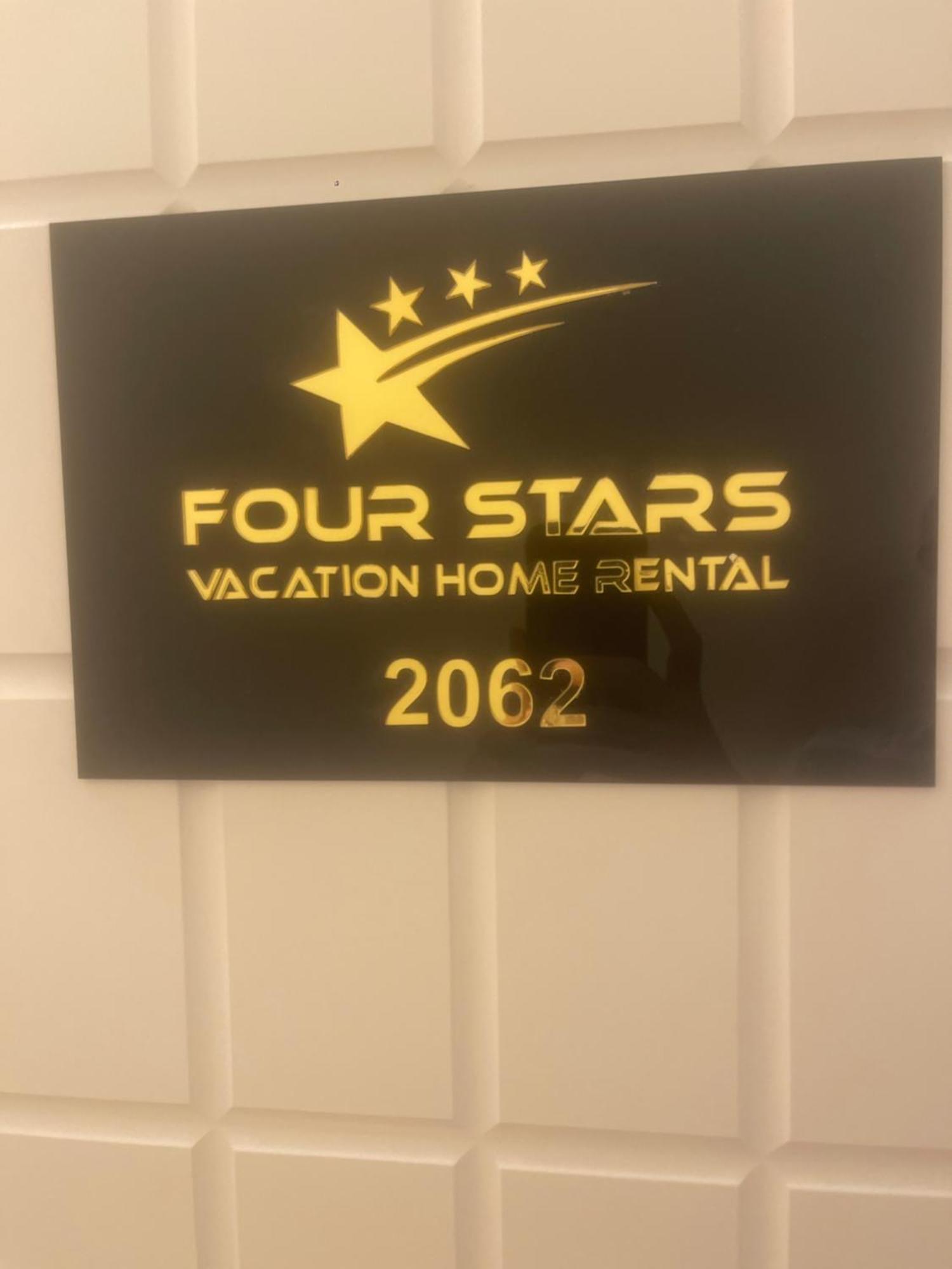 Four Stars Hostel Dubai Esterno foto